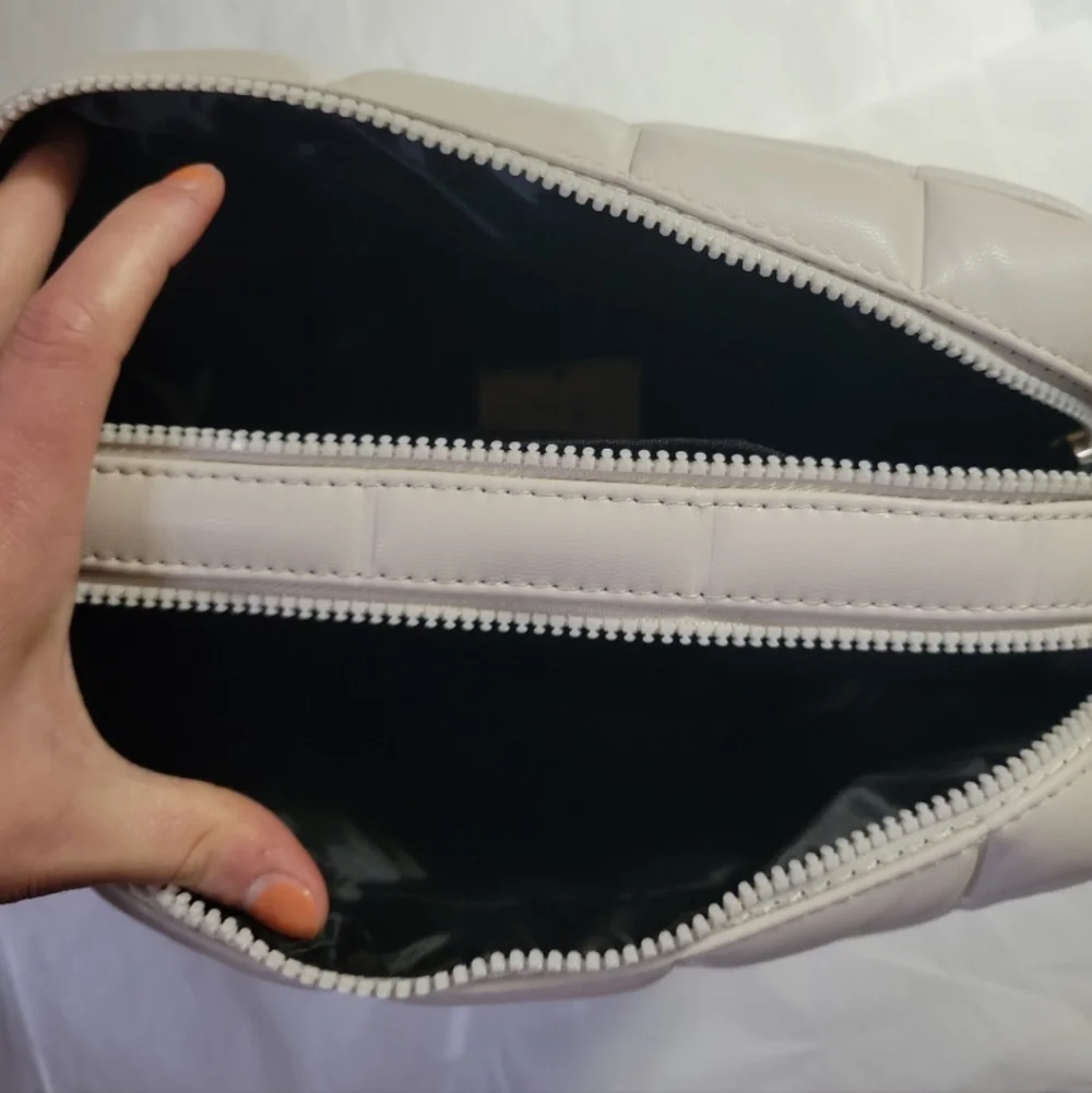 Steve Madden Clutch NWT